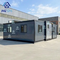 Güvenlikli Prefabrik İstiflenebilir 20Ft 40Ft Genişletilebilir Konteyner Ev Prefabrik Yapı Ev İki Yatak Odalı İnşaat Emlak