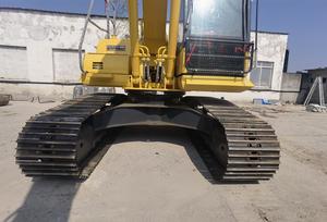 Pelleteuse sur chenilles d'occasion de 20 tonnes KOMATSU à pc200-8 d'occasion de haute qualité - Product Image 6