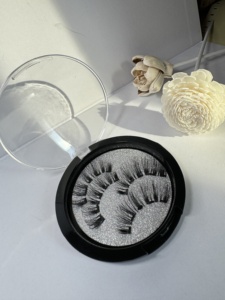 Kit de <span class=keywords><strong>5</strong></span> <span class=keywords><strong>Faux</strong></span> <span class=keywords><strong>Cils</strong></span> en Vison Magnétique 3D, Épais et Naturel, Réutilisable, Souple, Confortable, Sans Colle, <span class=keywords><strong>Faux</strong></span> - Product Image 4