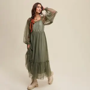 Maxi vestido feminino com mangas lanterna e babado com babado e tecido de malha para vestido