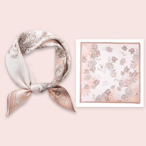 Regalo di San Valentino 100% sciarpa di seta di fascia alta sciarpa estiva 53 pezzi piccola sciarpa di seta foulard di seta da legare intorno <span class=keywords><strong>al</strong></span> <span class=keywords><strong>collo</strong></span>. - Product Image 4