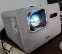 Projecteur à courte focale BenQ I800ST TK705STi 4K UHD, Android 13, correction automatique de la distorsion trapézoïdale, HDR Pro, MEMC, Full Smart Home Cinéma, salon