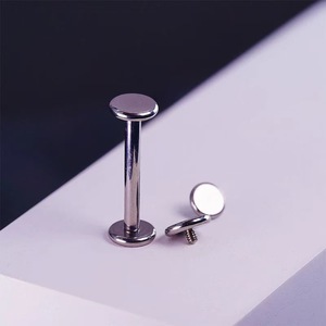 Embouts de vis filetés à tête plate en acier inoxydable 316L |   Accessoires de remplacement hypoallergéniques pour bijoux de piercing corporel - Product Image 2