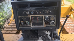 รถดันดินตีนตะขาบ D6H รถตักดินสินค้าขายดีสภาพดีคุณภาพสูงและราคาถูกรับประกัน1ปีทดสอบได้เต็มที่พร้อมส่ง D6RD6M - Product Image 6