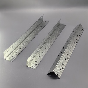 Profilé d'angle en métal perforé pour cloison sèche, 1 1/4 pouce, acier galvanisé haute résistance, usage hôtelier, 3000 mm - Product Image 3