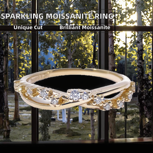 Anillo de compromiso y aniversario clásico geométrico de plata 925 con moissanita, chapado en oro, diseño de media eternidad, para fiesta - Product Image 2