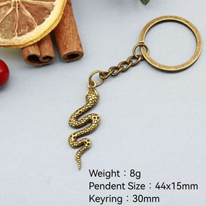 Porte-clés Serpent Texturé en Alliage de Zinc avec Anneau Démontable pour Collectionneur de Reptiles et Clip de Sac à Dos - Product Image 2