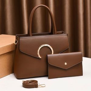 กระเป๋าถือสะพายไหล่หนัง PU ดีไซน์เนอร์สั่งทำพิเศษสำหรับผู้หญิง - Product Image 6