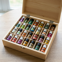 Boîte de rangement et d'aromathérapie en bois de pin naturel pour huiles essentielles |   Peut contenir 25 flacons (5ml-30ml) |   Grilles amovibles |   Étui de transport
