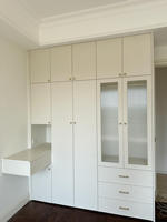 Armoire de rangement modulable moderne avec logo personnalisé, suspendue, pour dressing, dressing intégré, salon, combinaison armoire-penderie, du sol au plafond, en MDF
