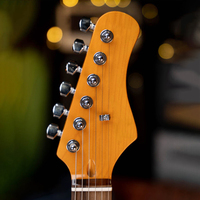 High-quality Custom-made 6-string Electric Guitar 22-fret Poplar Body 6-point Tremolo Bridge C-shape Maple Neck S-S-H Pickup