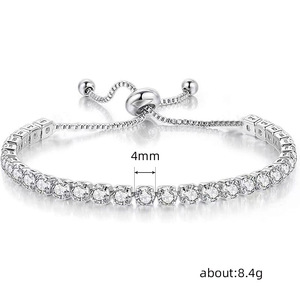 Bracciale Minimalista di Alta Qualità per Donne, Fila Singola 4mm, Regolabile, Gioiello Delicato per Uso Quotidiano - Product Image 3