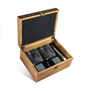 Juego de regalo de vaso de whisky más barato, 8 Uds., juego de caja de madera de granito, piedras de whisky con Kit de vidrio, piedra de refrigeración reutilizable <span class=keywords><strong>para</strong></span> whisky - Product Image 1