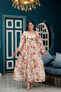 Diseñador Look Fabulous Festival Wear Nueva llegada Anarkali Harina Longitud Vestido largo con Dupatta Georgette Tela Calidad Premium - Product Image 2