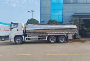 Camión Cisterna <span class=keywords><strong>de</strong></span> Acero <span class=keywords><strong>de</strong></span> Alta Calidad ISUZU 6X4, 20000 <span class=keywords><strong>Litros</strong></span>, Camión Cisterna para Transporte <span class=keywords><strong>de</strong></span> Agua/Leche/<span class=keywords><strong>Aceite</strong></span>/Combustible 6X4 - Product Image 4