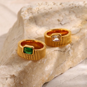 Anillo de Joyería Vintage, Anillo de Moda con Baño de Oro, Acero Inoxidable, Zirconia, Sin Deslustre - Product Image 2