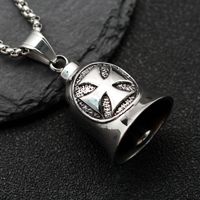 Rétro Punk porte-bonheur gardien cloche bijoux en acier inoxydable Saint Christopher moto cloche pendentif collier pour hommes cadeau