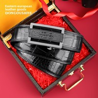 Ceinture pour homme en acier inoxydable avec boucle automatique, en cuir véritable grain crocodile, polyvalente, pour affaires et décontracté, coffret cadeau sophistiqué