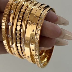 CLIORO Gelang & Cincin Berlapis Emas Tren Terbaru, Bertahtakan CZ Bintang Utara, Anti Luntur, Bahan Baja Tahan Karat - Product Image 4