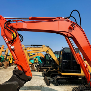 รถขุดตีนตะขาบ Doosan รุ่น DX60-9C เครื่องขุดไฮดรอลิกขนาดเล็ก อุปกรณ์ก่อสร้างมือสอง - Product Image 1