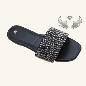 Sandales et pantoufles pour femmes de haute qualité, élégantes, légères, respirantes, durables, ornées de strass, pour l'exportation - Product Image 3