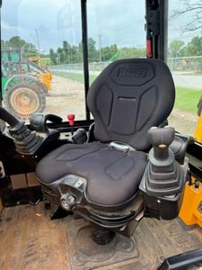 รถตักแบคโฮขนาดเล็ก JCB 1CXT ปี 2022 มือสอง ใช้งานน้อย ติดตั้งสายพานยาง เหมาะสำหรับพื้นที่อ่อนนุ่ม พร้อมจัดส่งทั่วโลก - Product Image 6