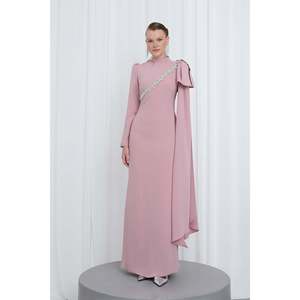 Robe de soirée élégante asymétrique pour femme Puane, ornée de pierres et de détails accessoires, robe de cérémonie rose poudré - Product Image 5