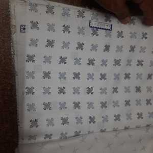 Tissu en lin de coton doux et respirant pour les robes, les chemises et la décoration intérieure Matériau de qualité supérieure idéal pour la couture et l'exportation - Product Image 3