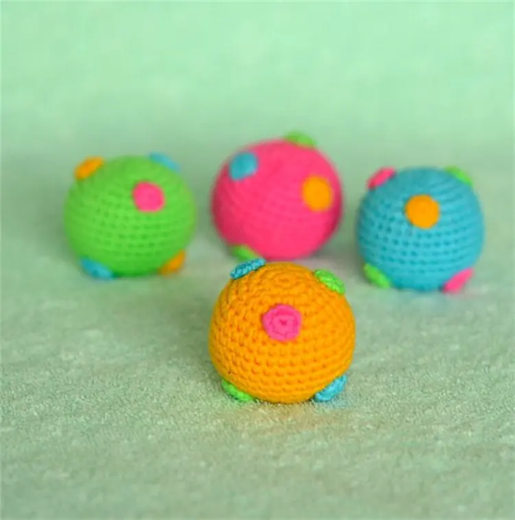 Bán Buôn Montessori Cảm Giác Balls Waldorf Crochet Đồ Chơi Cầu Vồng Crochet Rattle Balls Trẻ Em Đồ Chơi Giáo Dục