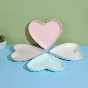 Тарелка ZB0706 в форме сердца, для торта, десертов, фруктов, пластиковая, для сухофруктов, для двоих - Product Image 3