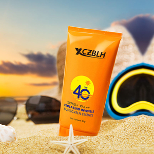 <span class=keywords><strong>Crema</strong></span> <span class=keywords><strong>Solare</strong></span> Viso e Corpo SPF50 Invisibile OEM ODM, Formato <span class=keywords><strong>da</strong></span> <span class=keywords><strong>Viaggio</strong></span>, con Tocoferolo e Ossido di Zinco per Protezione - Product Image 3