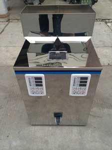 Sıcak Satış Çift Başlıklı Köpek Maması Pirinç Tahıl Kutuları Dağıtıcısı/Granül Ölçüm Tartım Makinesi/Kantitatif Dolum Makinesi - Product Image 6