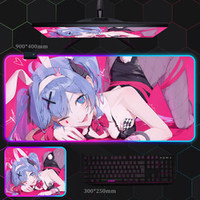Tapis de Souris et de Bureau LED Lumineux pour Gaming, Antidérapant, Imperméable, en Caoutchouc Naturel, Forme Carrée, pour Usage au Bureau - En Stock