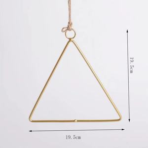 ज्यामितीय धातु फूल व्यवस्था, स्नातक की दीवार फांसी की सजावट के लिए कृत्रिम गोल त्रिकोण वर्ग फ्रेम - Product Image 4