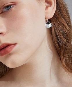 Orecchini pendenti a forma di gatto per donna, design simpatico a forma di animale, accessori per l'uso quotidiano - Product Image 3