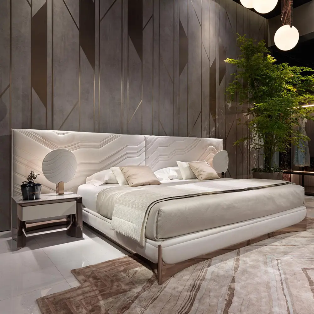Cama tapizada de tela suave de alta calidad, mueble de dormitorio italiano de lujo, moderno, tamaño king size, color blanco y queen