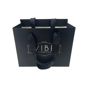 Individuell bedruckte kleine schwarze Kleidung Einzelhandel Geschenk Shopping Schmuck Phantasie Papiertüte mit verschiedenen Griff typen