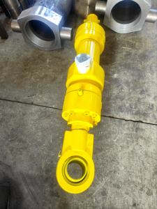 Vérin hydraulique <span class=keywords><strong>pour</strong></span> la métallurgie - Applications lourdes à longue course - Product Image 3