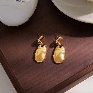 Boucles d'oreilles pendantes ovales géométriques en acier inoxydable plaqué or 18 carats, bijoux à porter au quotidien - Product Image 4