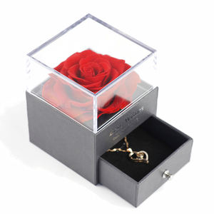 ऐक्रेलिक बॉक्स में लुप्त न होने वाली सुंदरता आर संरक्षित फूलों का हार - Product Image 5