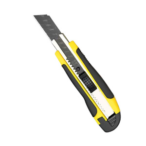 Couteau utilitaire Proskit 16 cm, lame en acier au carbone, manche jaune, outil de coupe robuste pour le bureau - Product Image 1