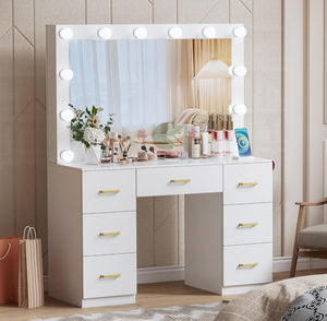 โต๊ะเครื่องแป้งสีขาวพร้อมกระจกมีไฟ สามโหมดสี ปรับความสว่างได้ พร้อมแท่นชาร์จ ลิ้นชักสี่ช่องแบบเลื่อนได้ - Product Image 2