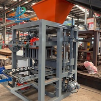 Produit promotionnel : Machine semi-automatique QT4-24 pour la fabrication de blocs de ciment et de béton en RDC