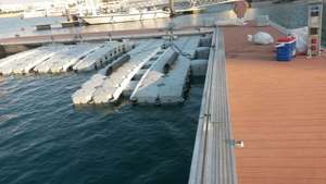 مكعب بكرة عائم بلاستيكي للسيارة النفاثة مع ونش وحبال - Product Image 5