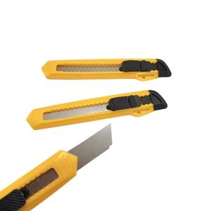 סכין חיתוך ניידת עמידה וקלת משקל באיכות גבוהה, סכין רב תכליתית עם ידית פלסטיק נשלפת - Product Image 2