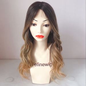 Perruque frontale en dentelle naturelle, style presbyte ombré, ondulation naturelle, racines foncées - Product Image 3