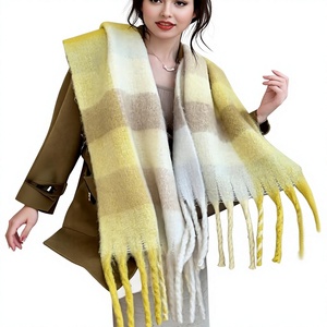 Accessoire de mode pour homme en coton uni avec longue frange en fourrure de renard, chaud, décontracté, multifonctionnel et écologique pour l'hiver - Product Image 3