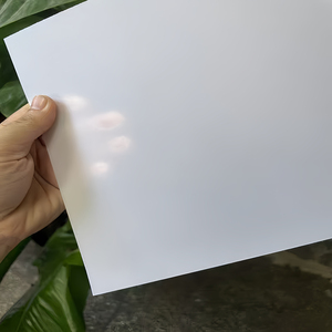 Feuille de diffuseur en PP givré blanc-Panneau en plastique PP anti-éblouissement protégeant de la lumière, rouleau de lumière douce résistant à la chaleur - Product Image 1