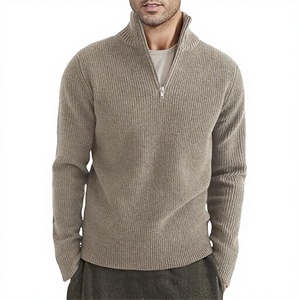 Pull-over col roulé côtelé surdimensionné en maille pour homme, personnalisé, en polyester, 12GG, 240g, de la marque Brandour Apparels - Product Image 3