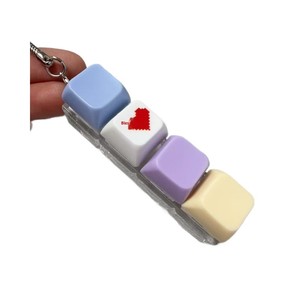 1 ud. Llavero para niñas, juguete de descompresión, juguete de teclado de dedo, llavero para mujeres, regalo de fiesta, probador de interruptores de teclado mecánico - Product Image 5